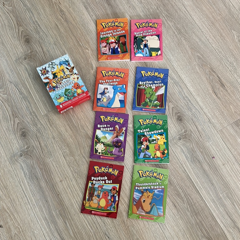 Pokémon boxed set of 8 paperbacks